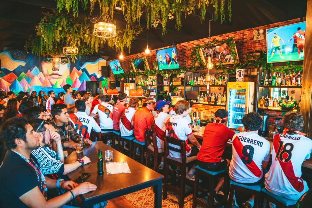 Wild Rover Cusco Bagian luar foto